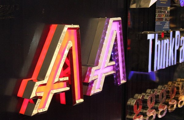 精品雙面發(fā)光字