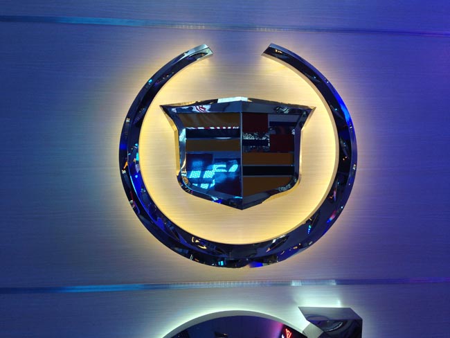 汽車發(fā)光標識（凱迪拉克）